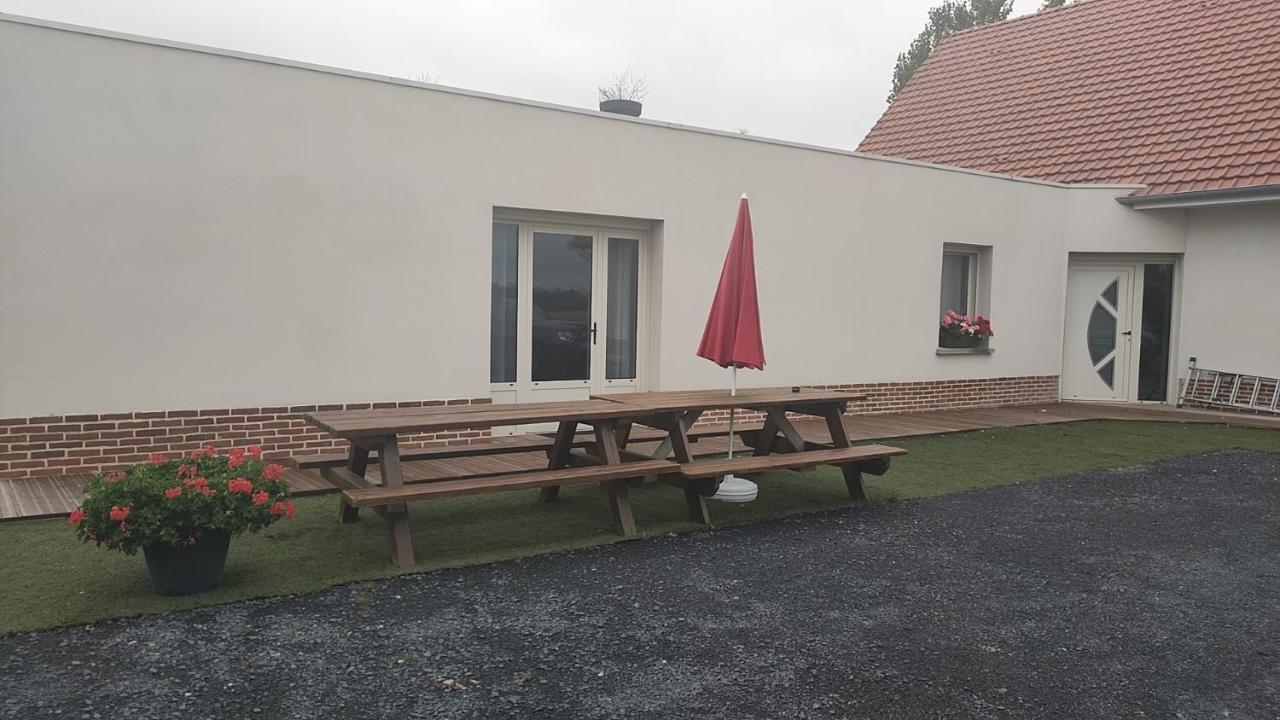 Camping La Haie Penee **** Saint-Quentin-en-Tourmont Exterior foto